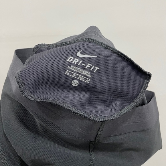 Nike DriFit Race Day Capri Workout Legging Crop XS - Picture 8 of 11